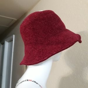 Pretty Persuasions Floppy Hat!